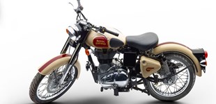Royal Enfield Himalayan 410 2021 vs Royal Enfield Classic 500 EFI 2019